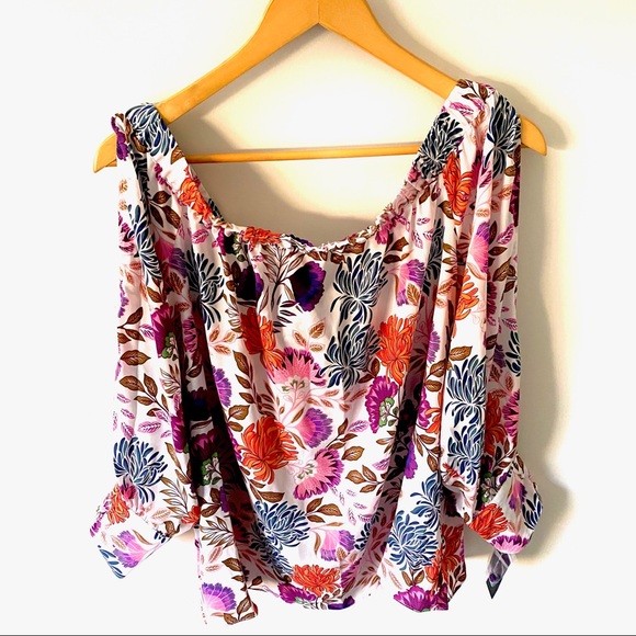{2x hp} Plus INC Off-The-Shoulder Floral Blouse - Picture 2 of 3